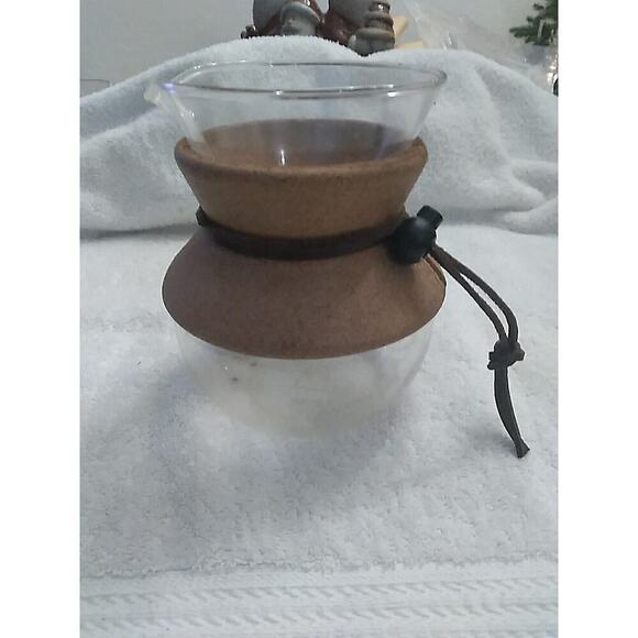 Bodum Pour Over Coffee Maker, 17 Ounce, .5 Liter, Cork Band, Preowned - Picture 1 of 4